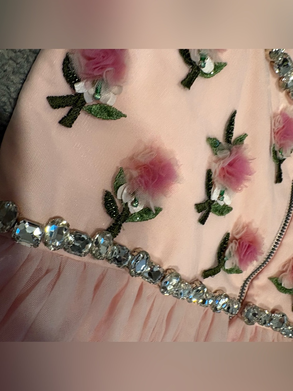 Alice & Olivia New Lupita Crystal Strap Embellished 3D Flowers Tulle Midi Gown 6 - Picture 16 of 16